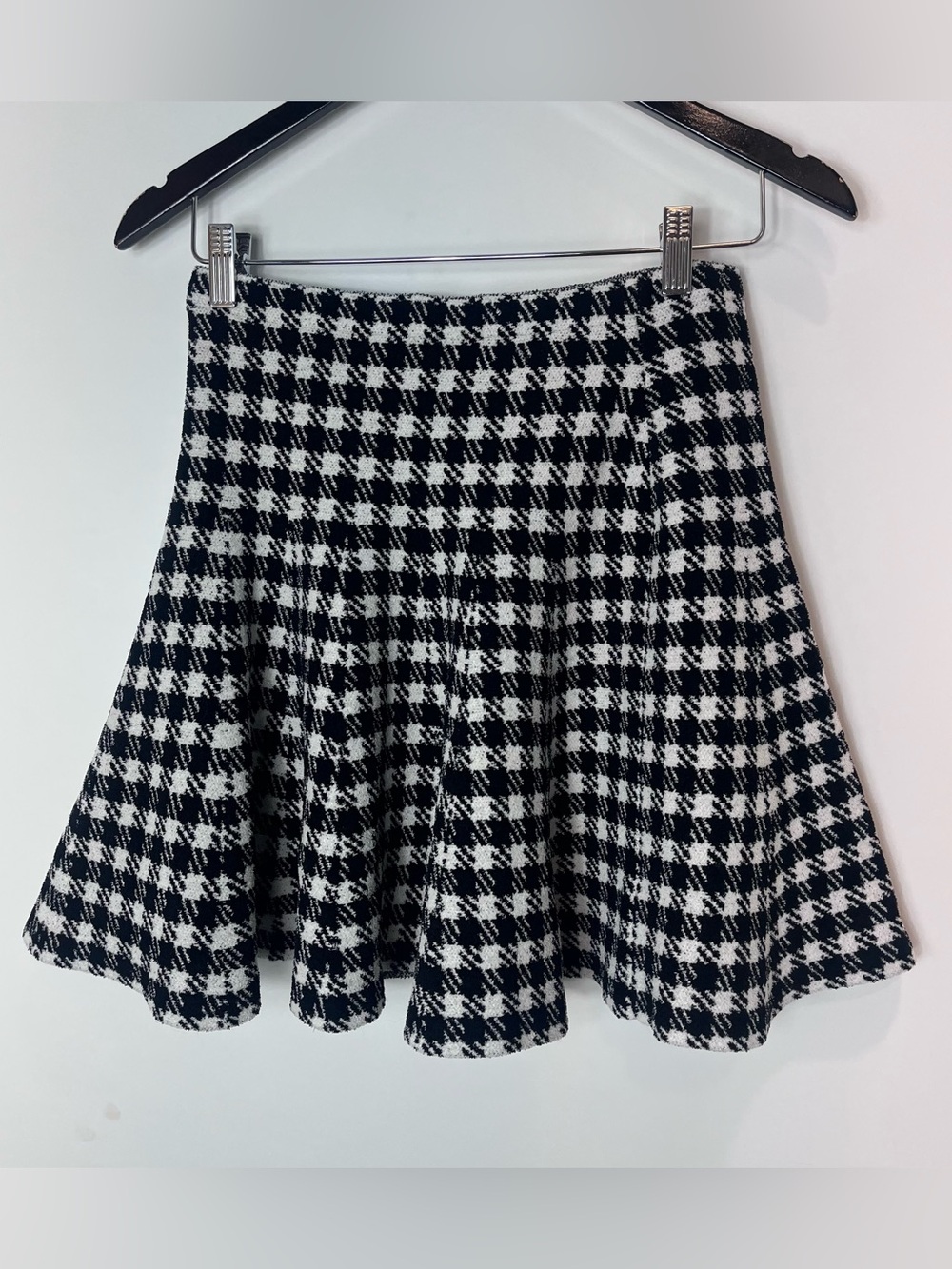 ASTR the Label Houndstooth Knit Mini skirt black white small